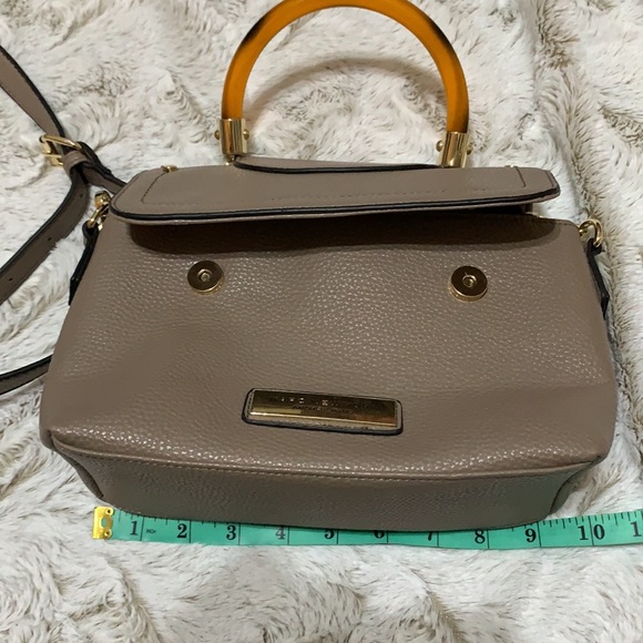 Marc New York Crossbody Bag - Picture 9 of 10